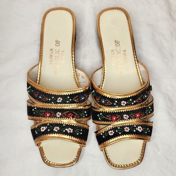 60s Gold Beaded Sandals - Picture 1 of 10